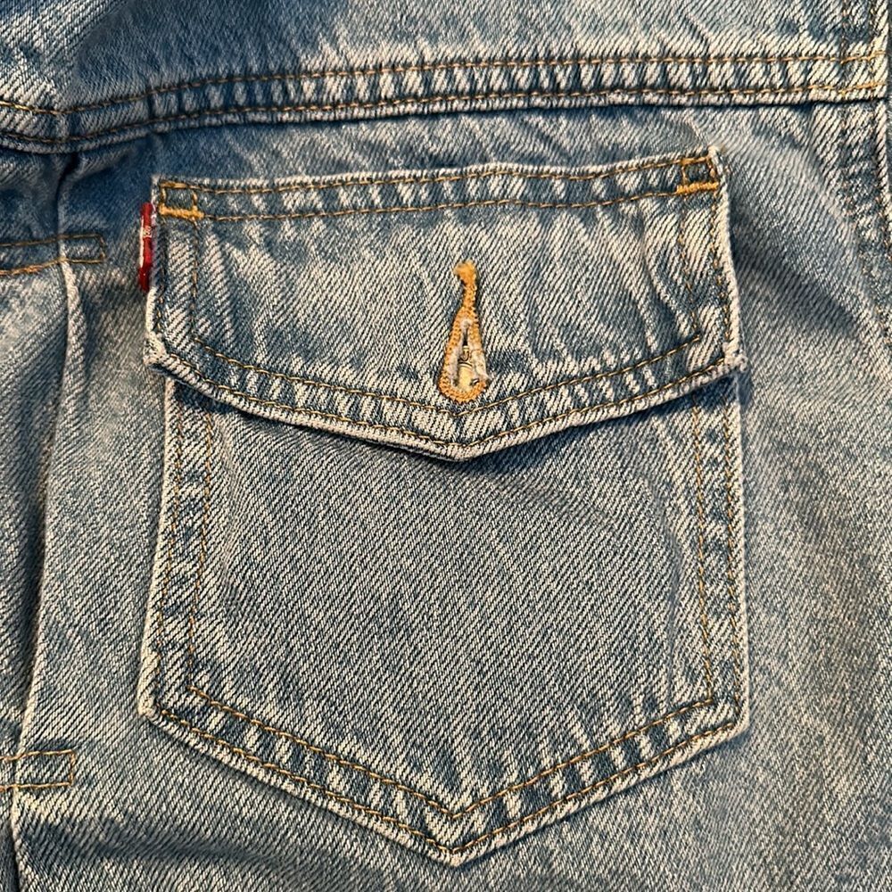 Levi’s Small Denim Jacket - Picture 4 of 5